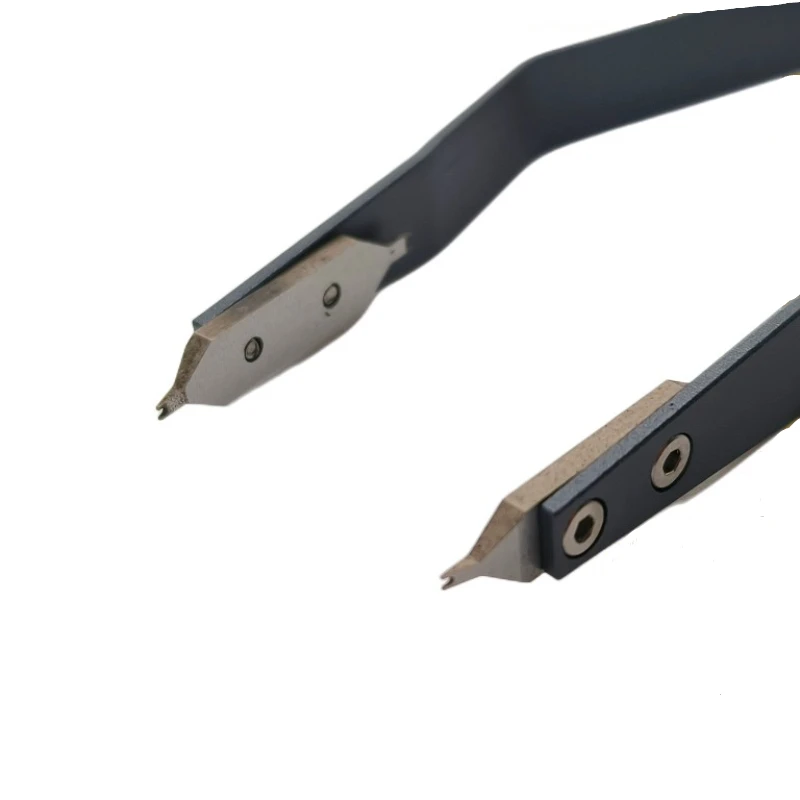 Strumento di riparazione del tavolo 7825 pinze per le orecchie lotto per le orecchie a forma di V per rimuovere l'orecchio e rimuovere la cinghia, garantire una buona qualità