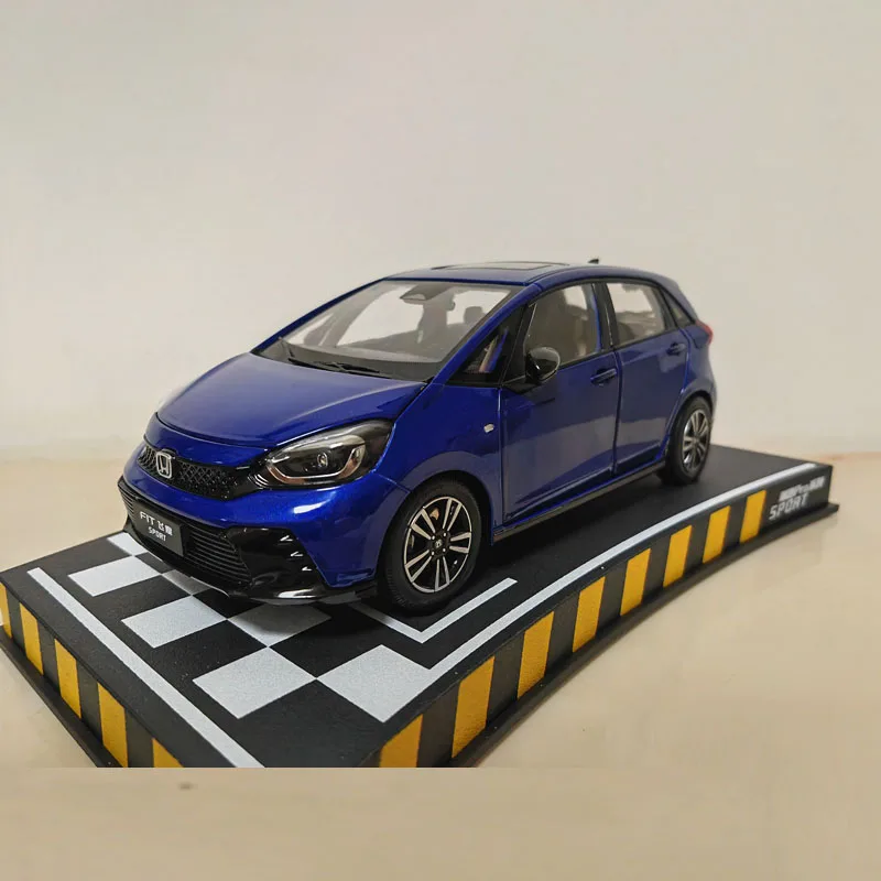 

Diecast 1:18 Scale The Fourth Generation HONDA FIT 2023 Alloy Car Model Collectible Toy Gift Souvenir Display Ornaments