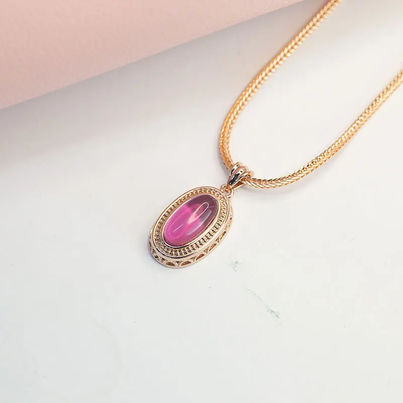 

4K Rose Gold Nelace with Red Stone Oval Pendant Faionable Jewelry Classic Gift for Adults Fre Outlined Design