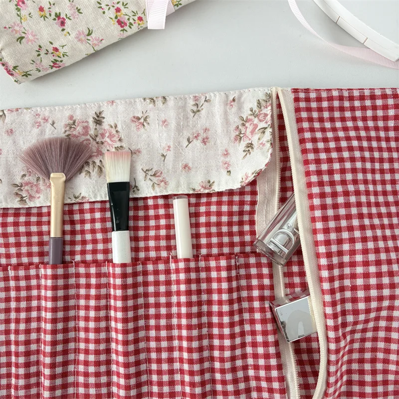 Pastoral flower makeup brush storage bag, portable pencil bag,multi-functional travel eyebrow pencil eye shadow brush makeup bag