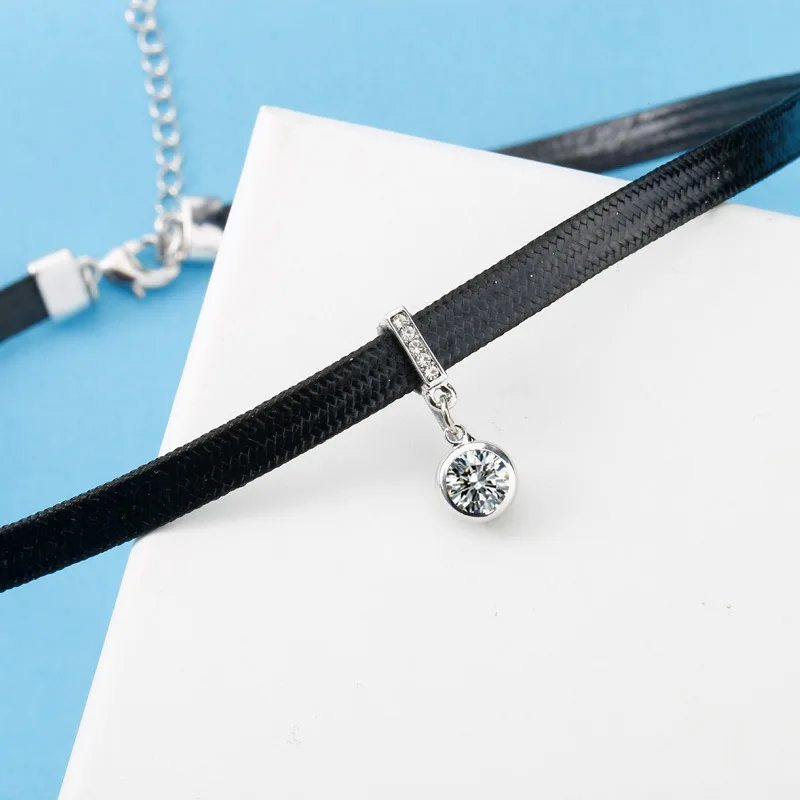 Korea Fashion Zircon Geometric Choker Necklace for Women Sexy Black Leather Short Pendant Temperament Aesthetic Jewelry Gift