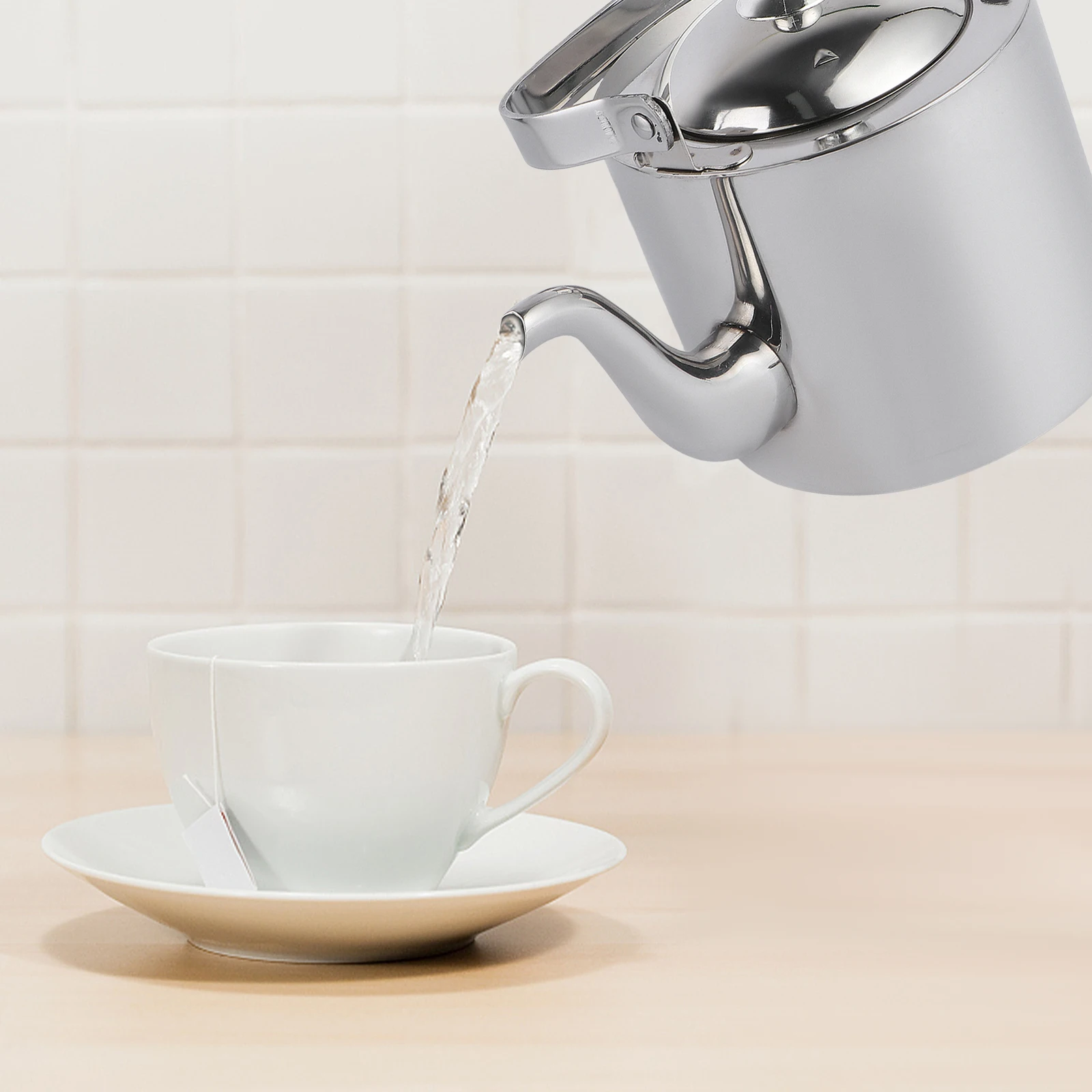 

2L Large Stainless Steel Tea Kettle Thickened Removable Infuser Ergonomic Handle Stovetop Safe Teapot for Loose Leaf Blooming