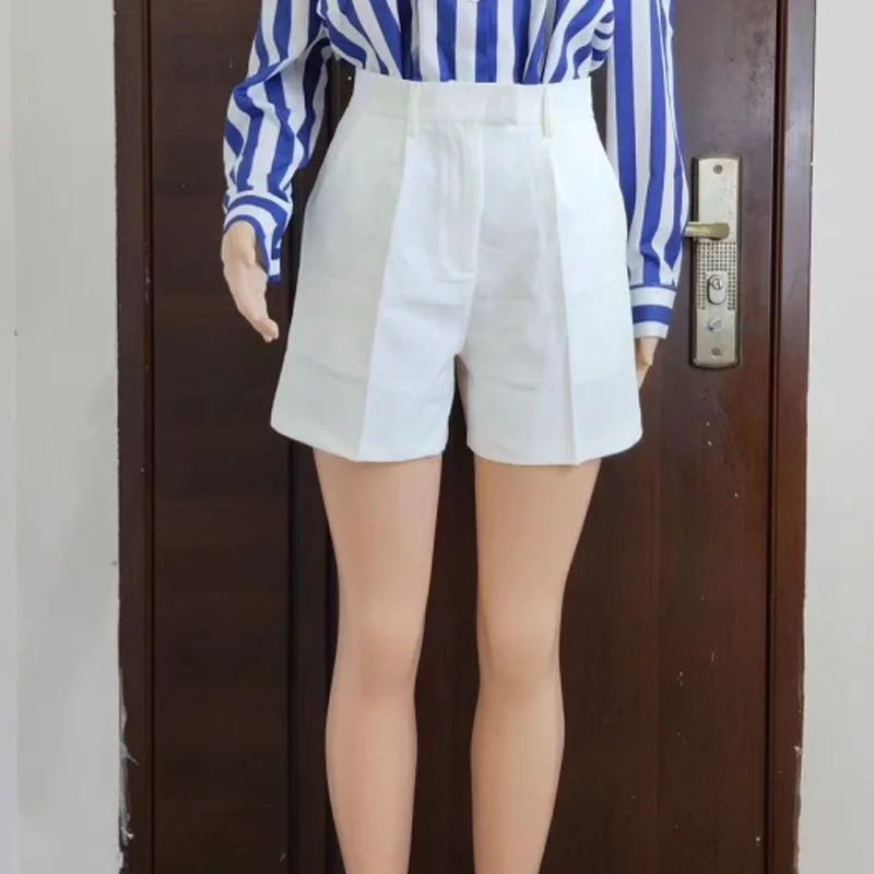 2026 Fashion Casual Women Summer Wide Leg Shorts Solid Color Loose Fit Pocket Shorts