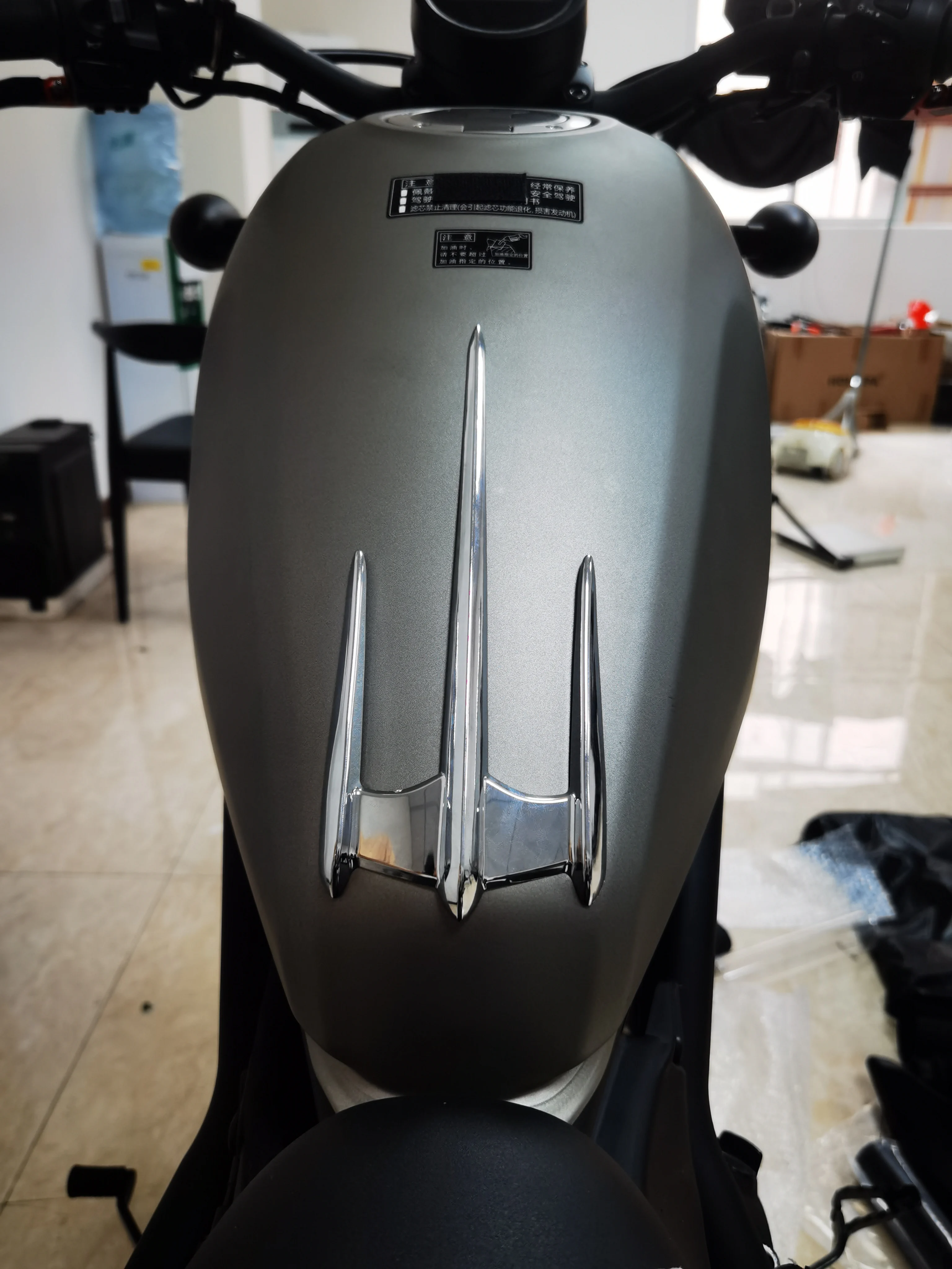 

For Honda REBEL500 REBEL300 REBEL CMX 500 300 CM500 CM300 Motorcycle Accessories Gas Tank Chromium plated decorative parts