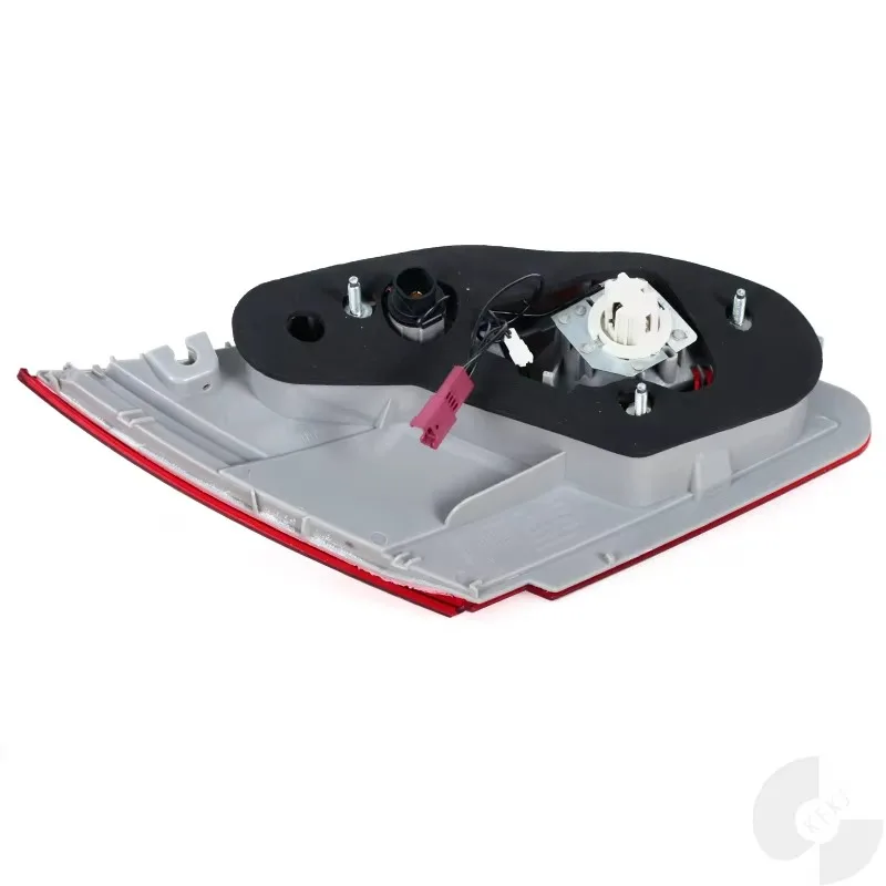 Tiy  Car Rear Inner LED Tail Light Brake Lamp Tail Lamp  63216938517 63216938518For BMW 7 Series E65 E66 2005 2006 2007 2008