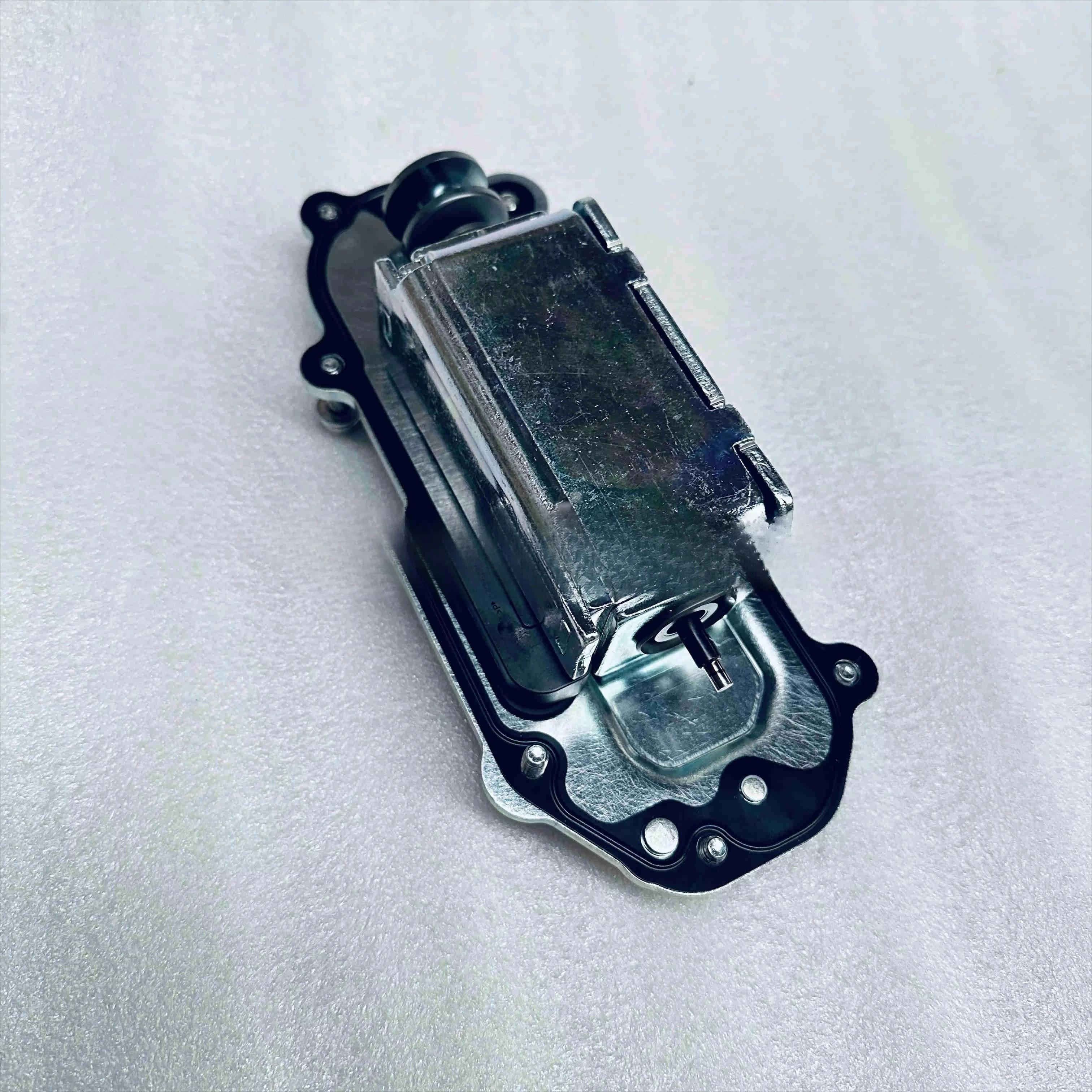 

12 Speed Transmission Top Cover SELECTOR ACTUATOR 0501328597 0501301353