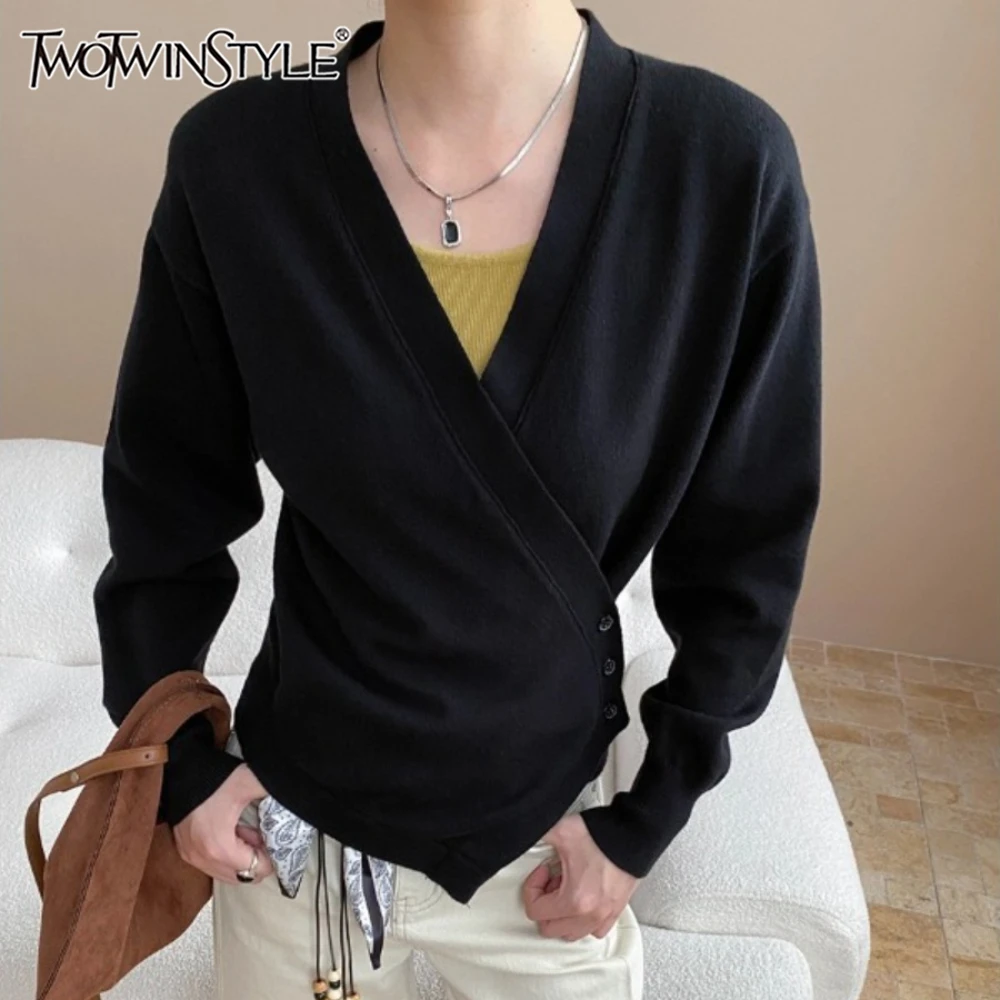 

TWOTWINSTYLE однотонная футболка нестандартной формы со складками, женские футболки с v-образным вырезом и длинными рукавами для похудения, французские темпераментные женские футболки, новинка