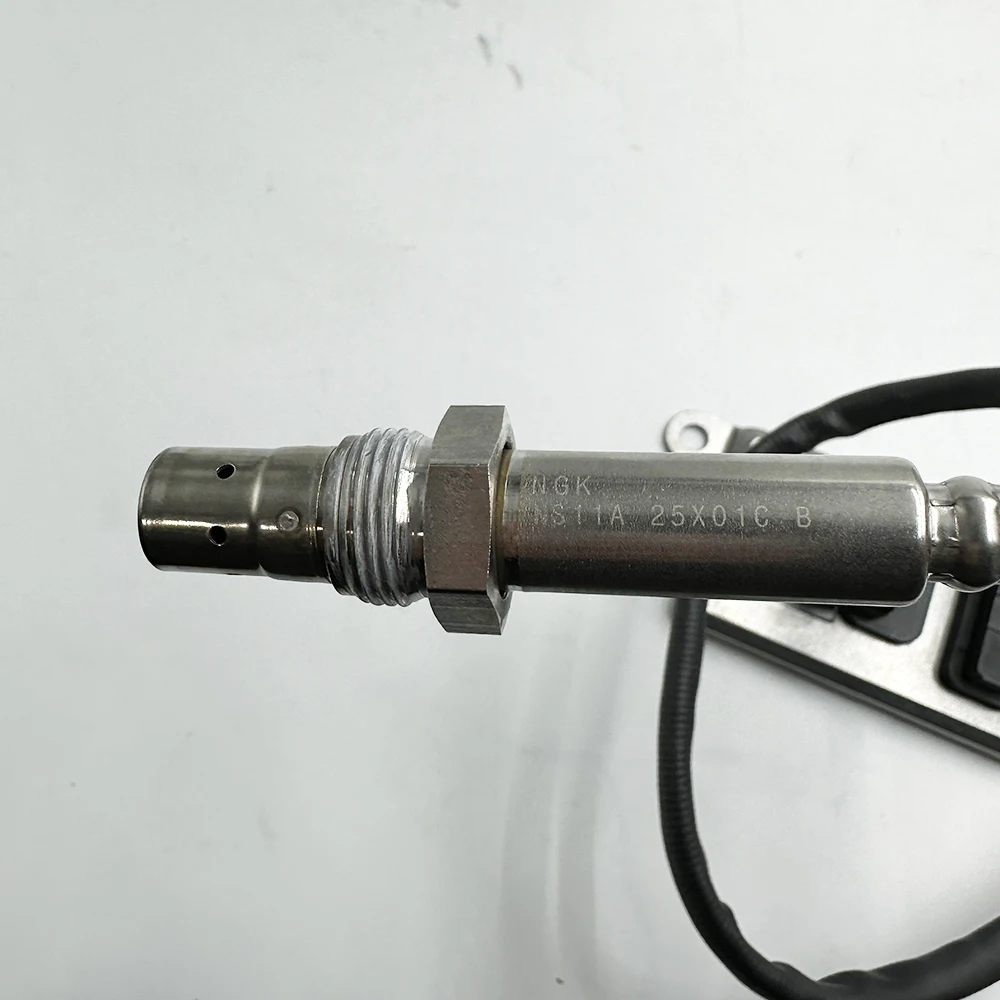 5WK96619D 5WK96619C 1836059   Sensore NOX di ossigeno azoto 2011648 1793378   Chip di alta qualità per sonda NGK per camion DAF XF 105 24V