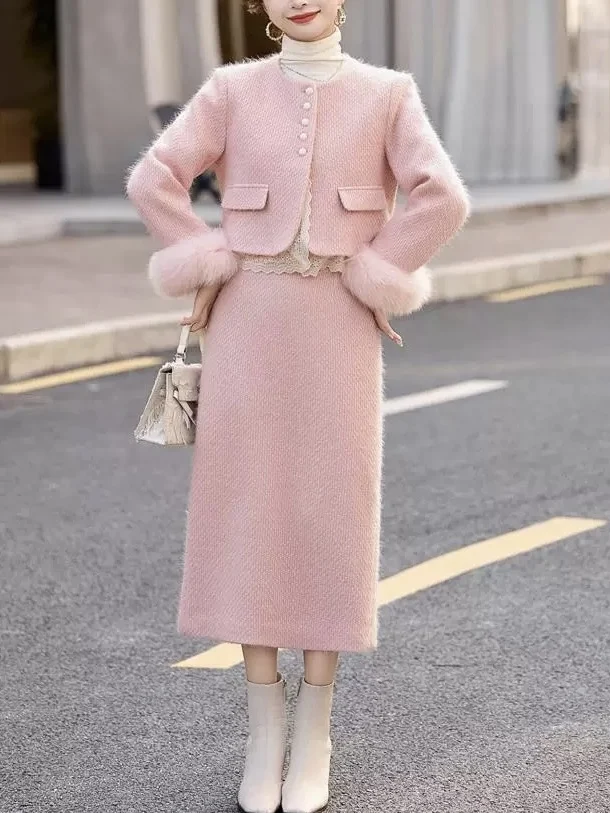 Classic Style Down Coat Two-Piece Set for Winter with Gentle Lace Detail and Wool Skirt Female Office Lady Clothing High Quality