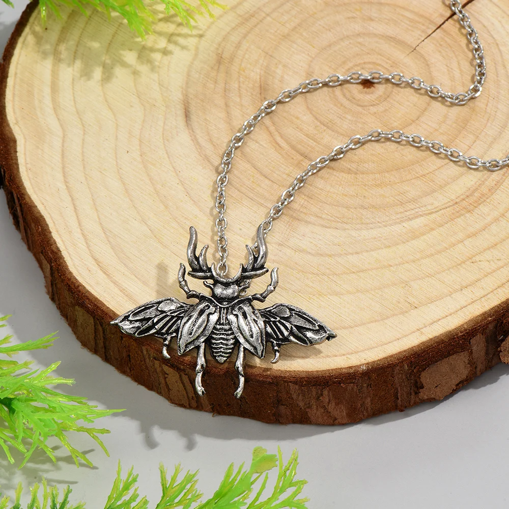 Goth Beetle Shithead Insect Wings Necklace for Women Gothic Girls Choker Necklace Accessories Designer Jewelry