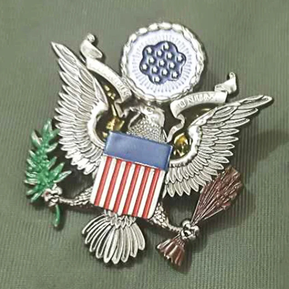 PRESIDENT BADGE ARMY OFFICER SHOULDER EAGLE SMALL CAP HAT INSIGNIA PIN COCKADE