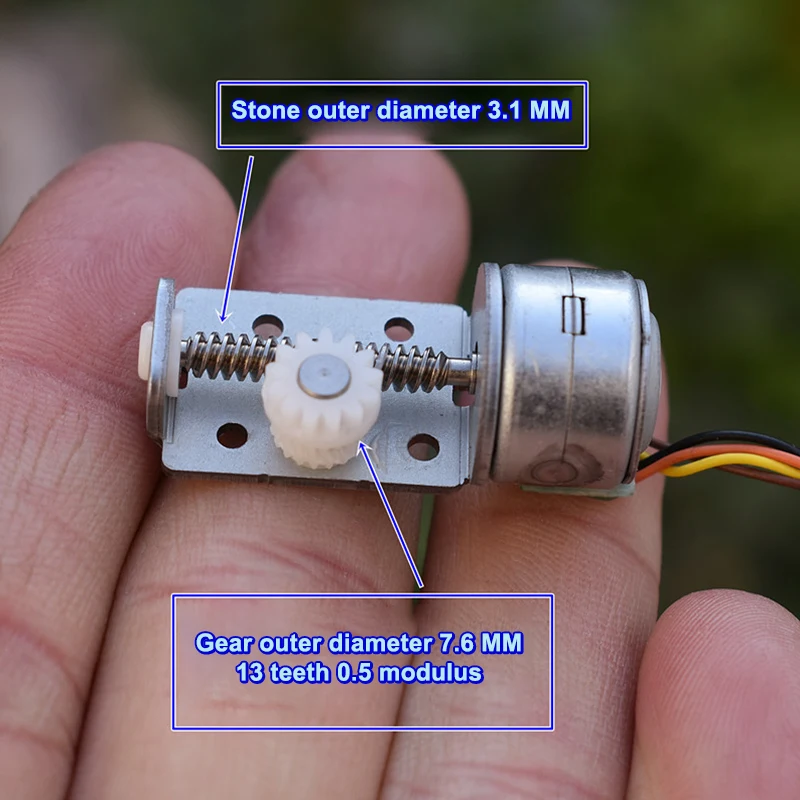 1 Piece Stepping Motor Linear Screw Shaft Rod Block 13 Teeth Plastic Gear DIY Camera Monitor 15mm 2-Phase 4-Wire Stepper Motor