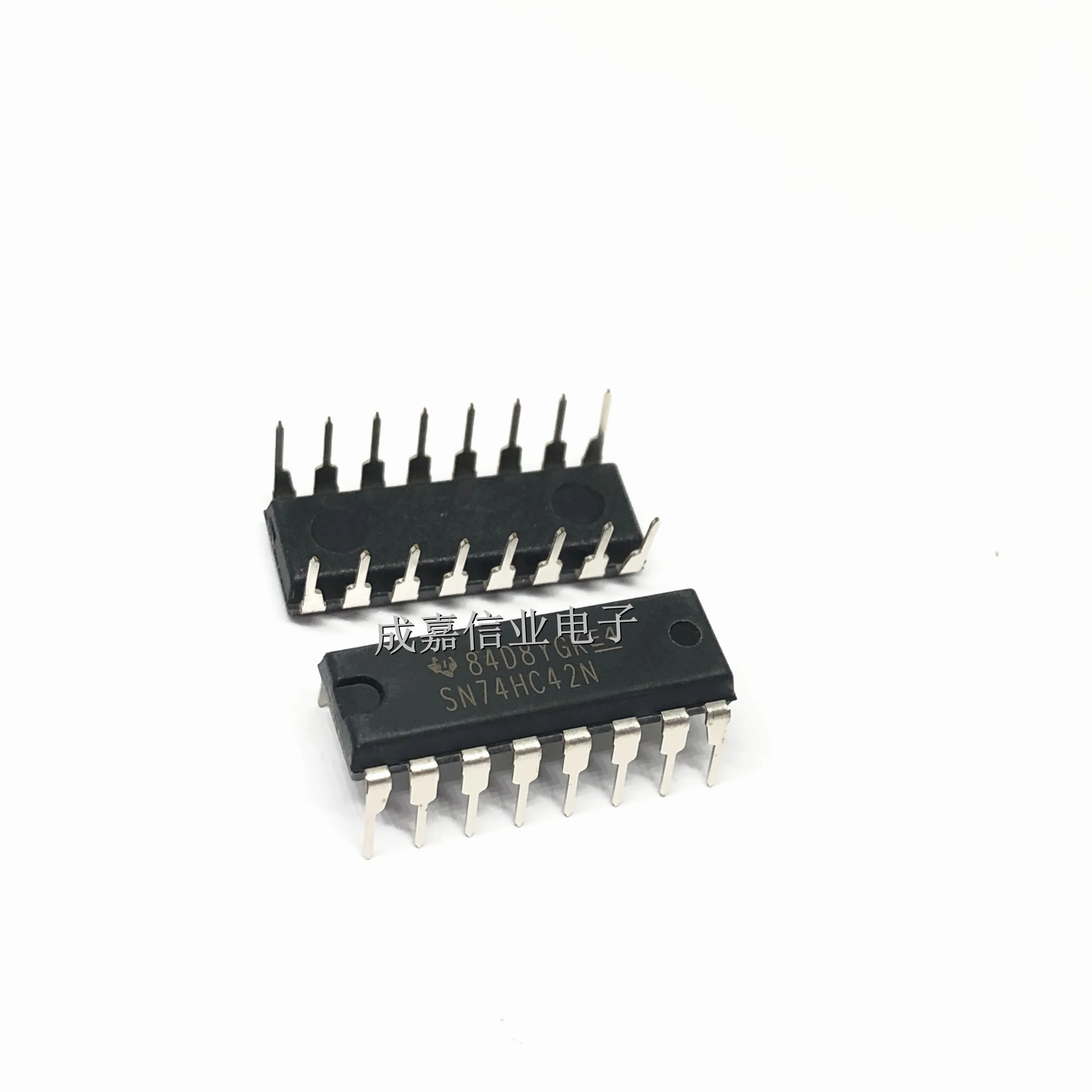 

10 шт./лот SN74HC42N DIP-16 кодеры, декодеры, мультиплексоры и демультиплексоры 4-10 линейных рабочих температур:- 40 C-+ 85 C