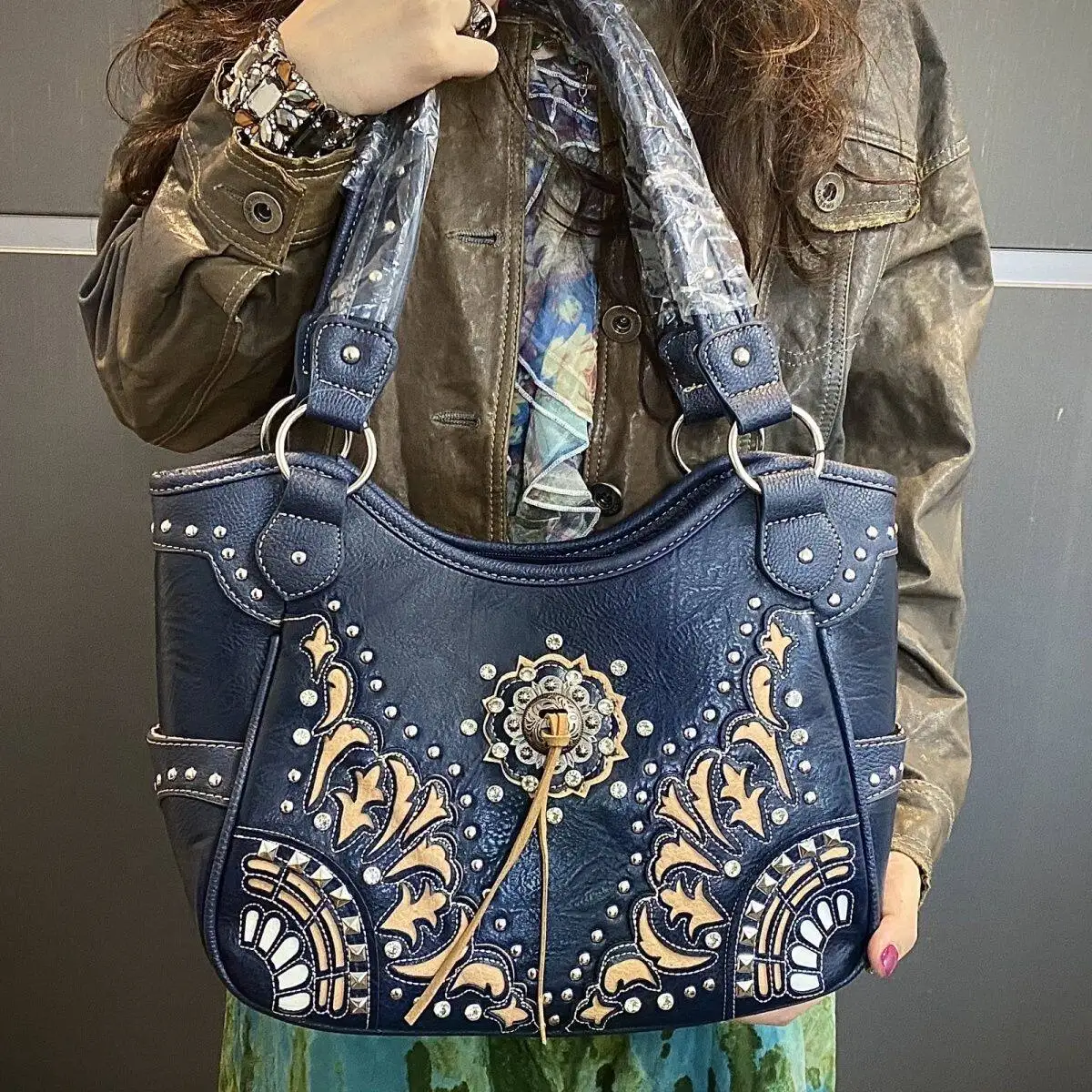 Y2K Western Tote Bag, Large Capacity Leather Handbag Shoulder Crossbody for Women, Edgy Street Alternative Everyday