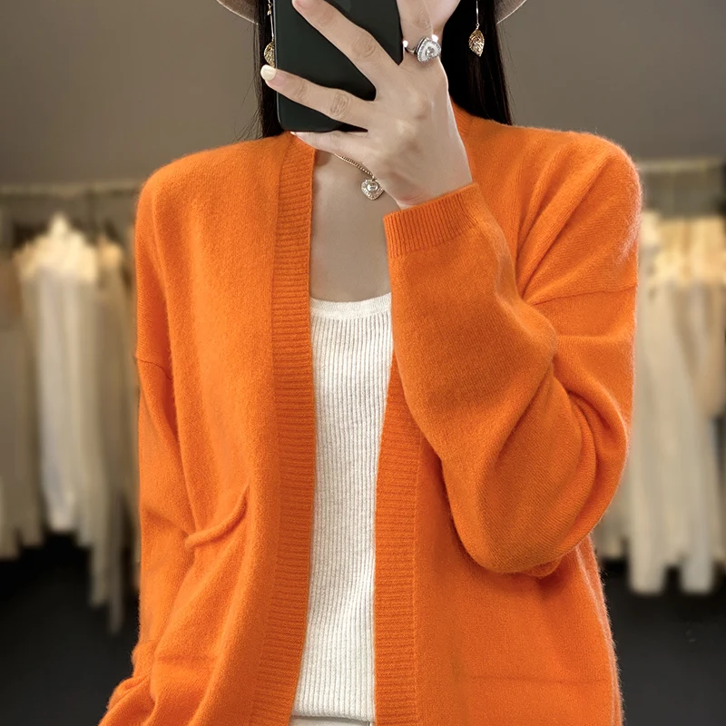 High quality women\'s cashmere cardigan sweater Coat Spring and Autumn cashmere fashion V-neck knitted  loose sweater coat