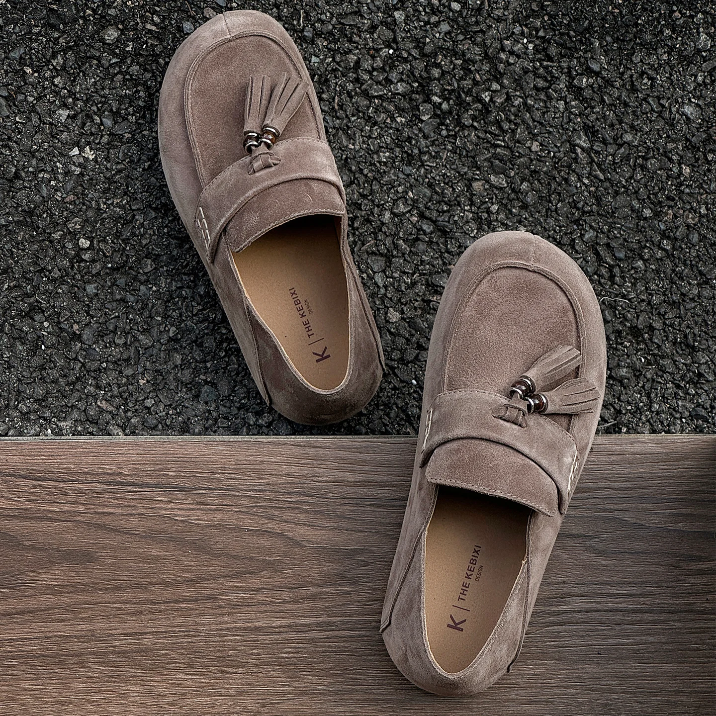 

Casual Elegant Fashion Stylishfor Quality College Antislip Hot Sell Footwear - Real leather Flat sole shoes Women Shoes 2025