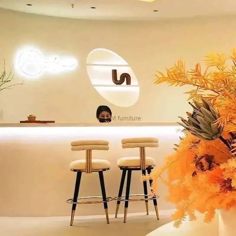 Silla de lujo de acero inoxidable, barra giratoria de tela italiana, sillas de Bar de pie alto para cocina, taburetes de Bar minimalistas modernos para el hogar