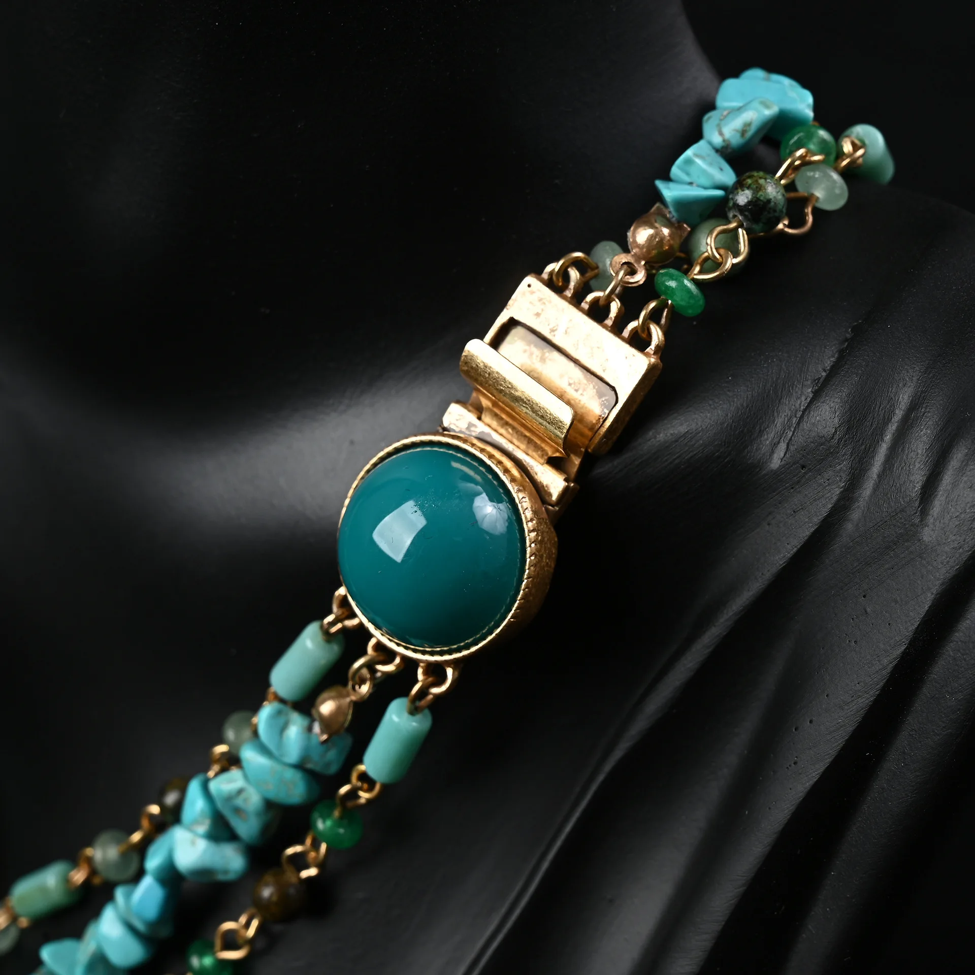 

Модное бирюзовое колье, многослойное витое ожерелье-цепочка, женское элегантное универсальное вечернее ювелирное изделие, аксессуары на шею с синим камнем