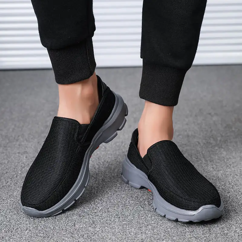 Large Size Soccer Shoes Designer For Top Brand Manga Shoe Brand Sports Tennis For Men Large Soles Black Sneakers Cork Tennis