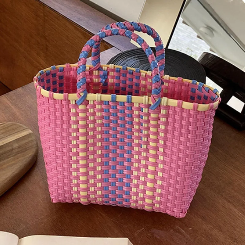 Borsa Tote di grande capacità borsa da donna per le vacanze di moda nuova borsa da spiaggia estiva in plastica portatile intrecciata a mano