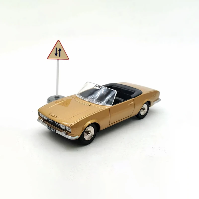 Dinky Toys Diecast 504 Convertible Alloy Classic Car Model Finished Product Simulation Toy Static Model Ornament