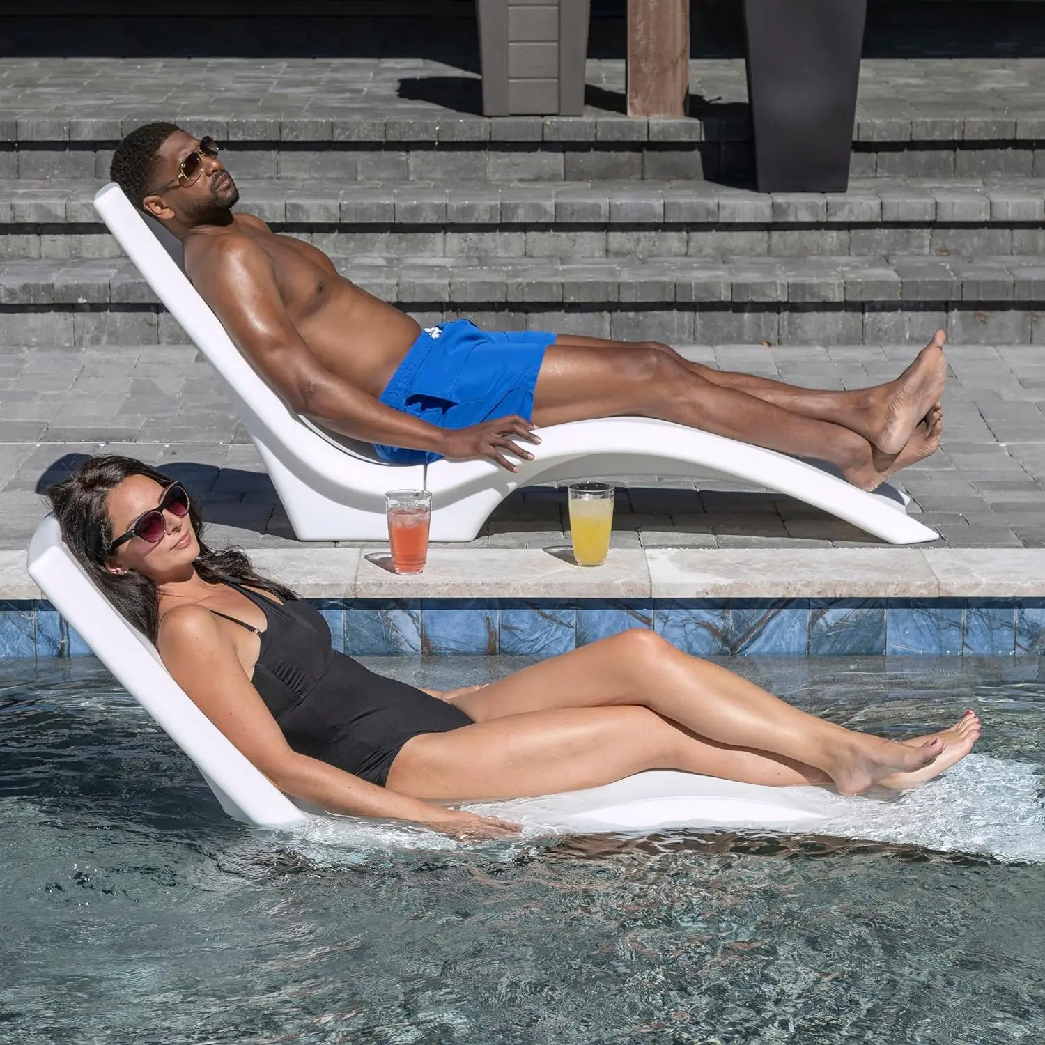 Step2 Vero Pool Lounger, Fade-Resistant, Waterproof Patio Furniture, Pool Lounge Chair for Sun Shelf, Use in Pools