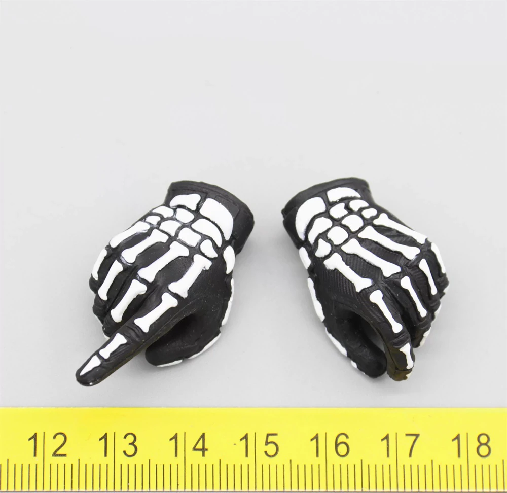 

VERYHOT M001 Duty Man Soldier Call Toys Model Mask Headgear Watch Gloved Hand Accessories For 12" Figure Doll Collect 1/6