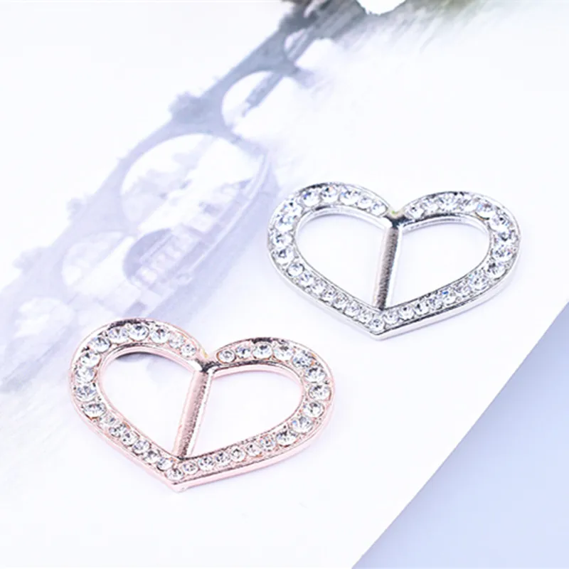 Hot New Fashion Jewelry Crystal Rhinestone Heart Brooch Scarf Pins For Women Scarves Buckle Pretty Gifts Special Price