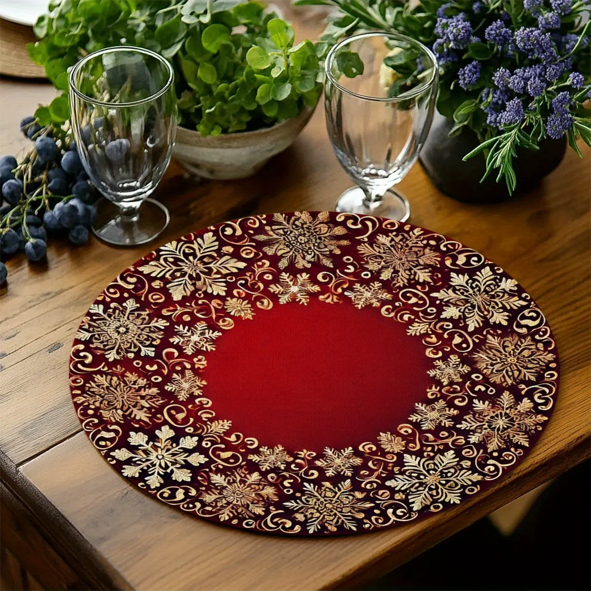 VIKAMA 4-Piece Christmas Gold Snowflake Round Placemats Home Holiday Gathering Party Table Warm Table Decor and Accessories