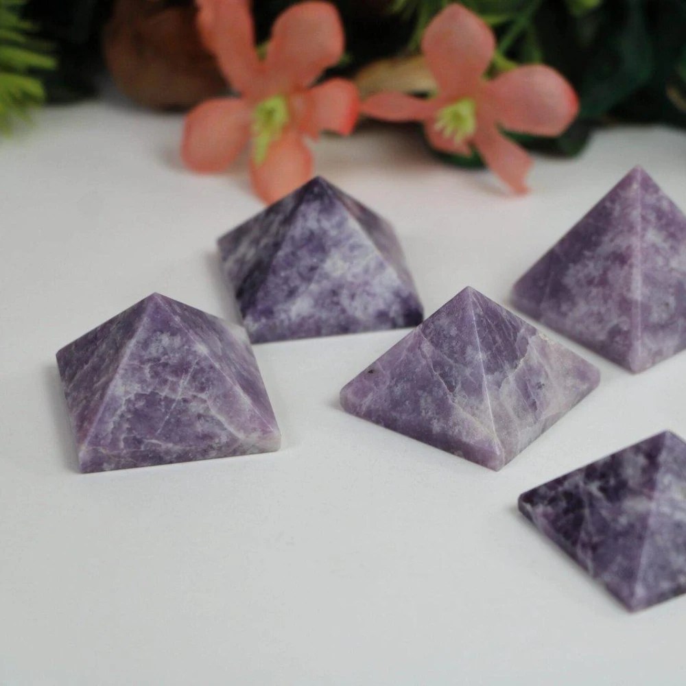 Natural Lilac Crystal Pyramid Stone Carvings Ideal for Easter Hanukkah Christmas for Home Decoration and Small Furnishings