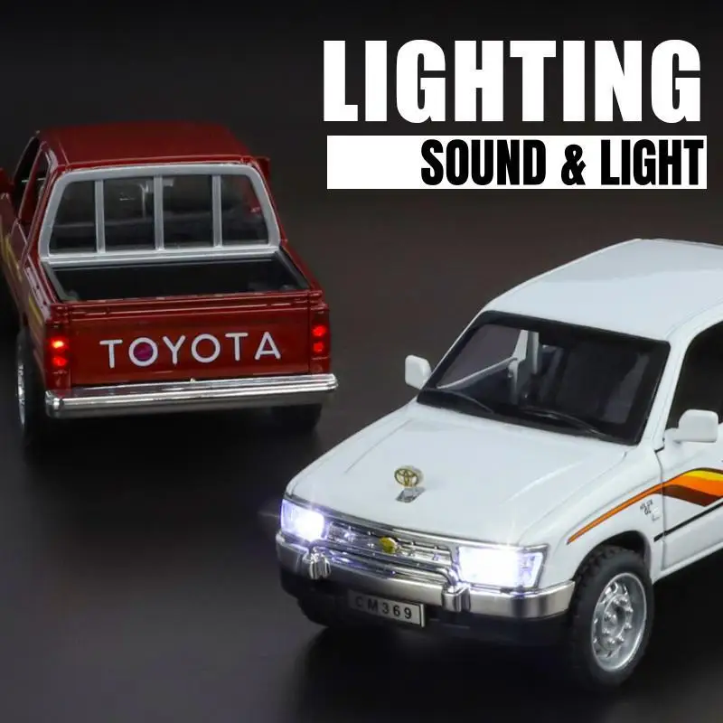 1:32 TOYOTA Hilux Pickup Truck Speelgoed Auto Model Diecast Legering Voertuig Miniatuur Trek Geluid & Licht Collectie Gift Kinderen