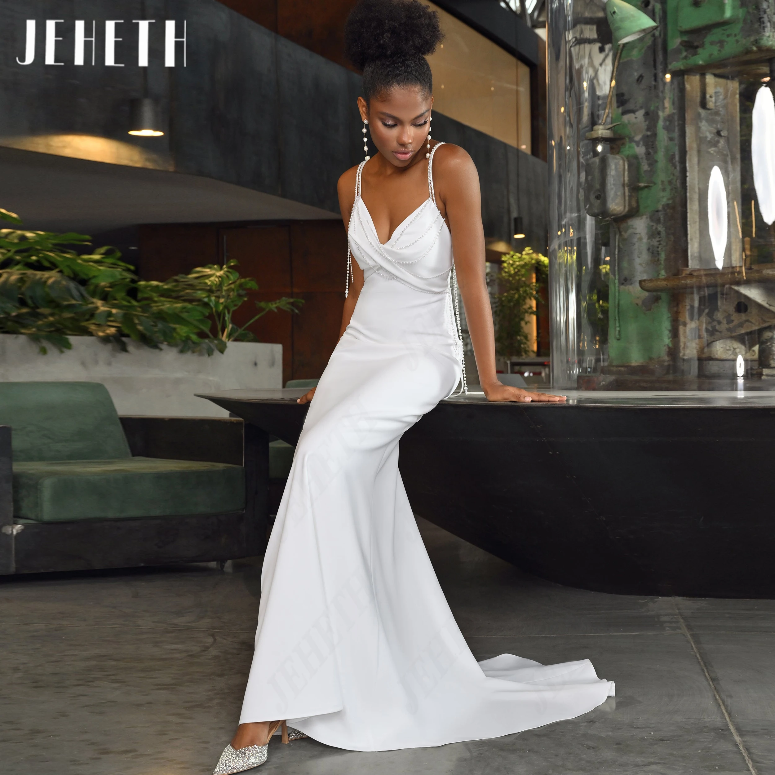 JEHETH Vintage Perlen Spaghetti Straps Brautkleid V-Ausschnitt Satin Brautkleid Mantel Meerjungfrau Brautkleider für Frauen maßgeschneiderte Bodenlänge Perlen Brautkleid Meerjungfrau Satin Brautkleid