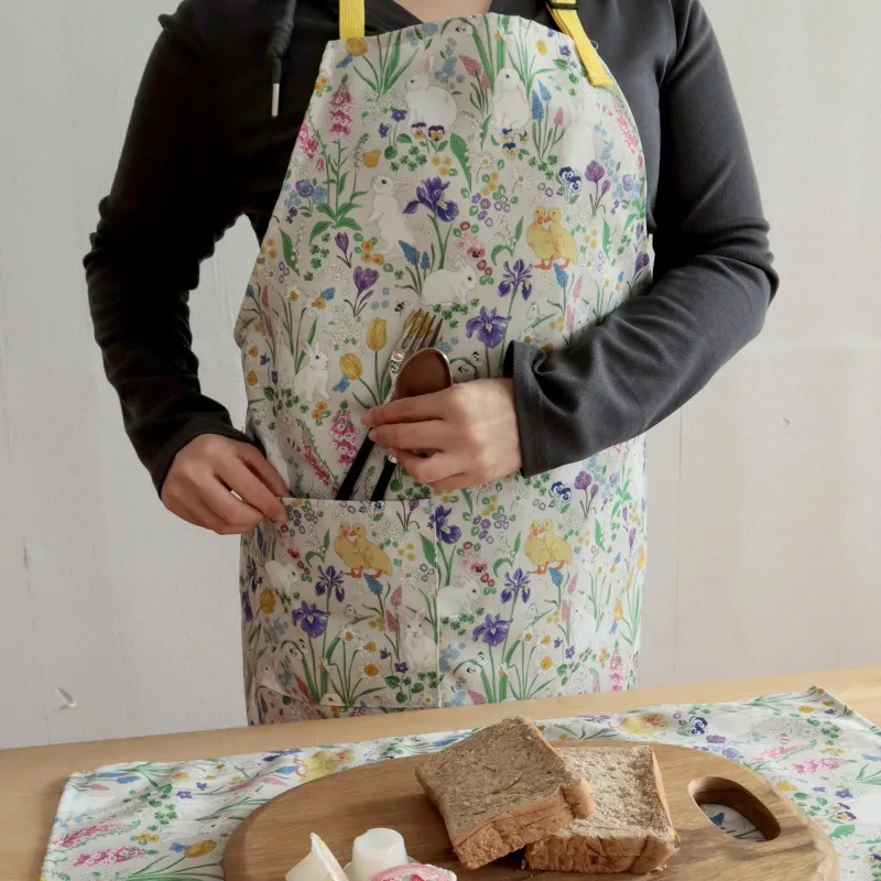 

Водонепроницаемый фартук с принтом для домашнего использования, ткань для взрослых, полиэстер, высокая эстетичность, портативный многостильный фартук