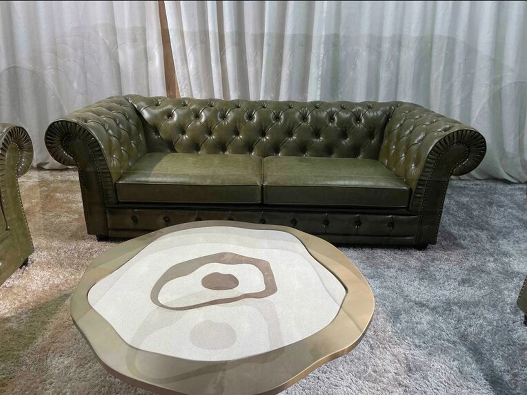 Moderne Couch Chesterfield Sofa Wohnzimmer Sofagarnitur Möbel Wohnzimmer Ledersofa 3-Sitzer