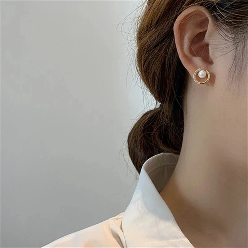 Delicate Irregular 925 Silver Needle Gold Plated Imitation Pearl Stud Earrings Fashion Women C Shape Stud Earrings Gift Jewelry