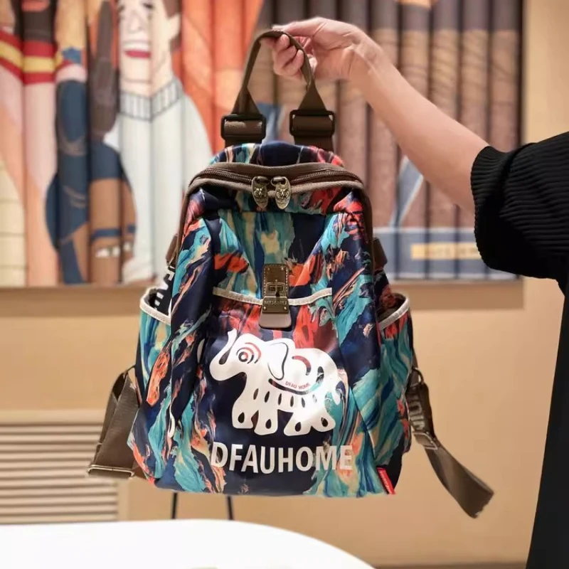 

Travel Backpack Women's 2025 New Fashion Lightweight Large-capacity Women's Backpack Sac A Dos Femme Mochilas Para Mujer