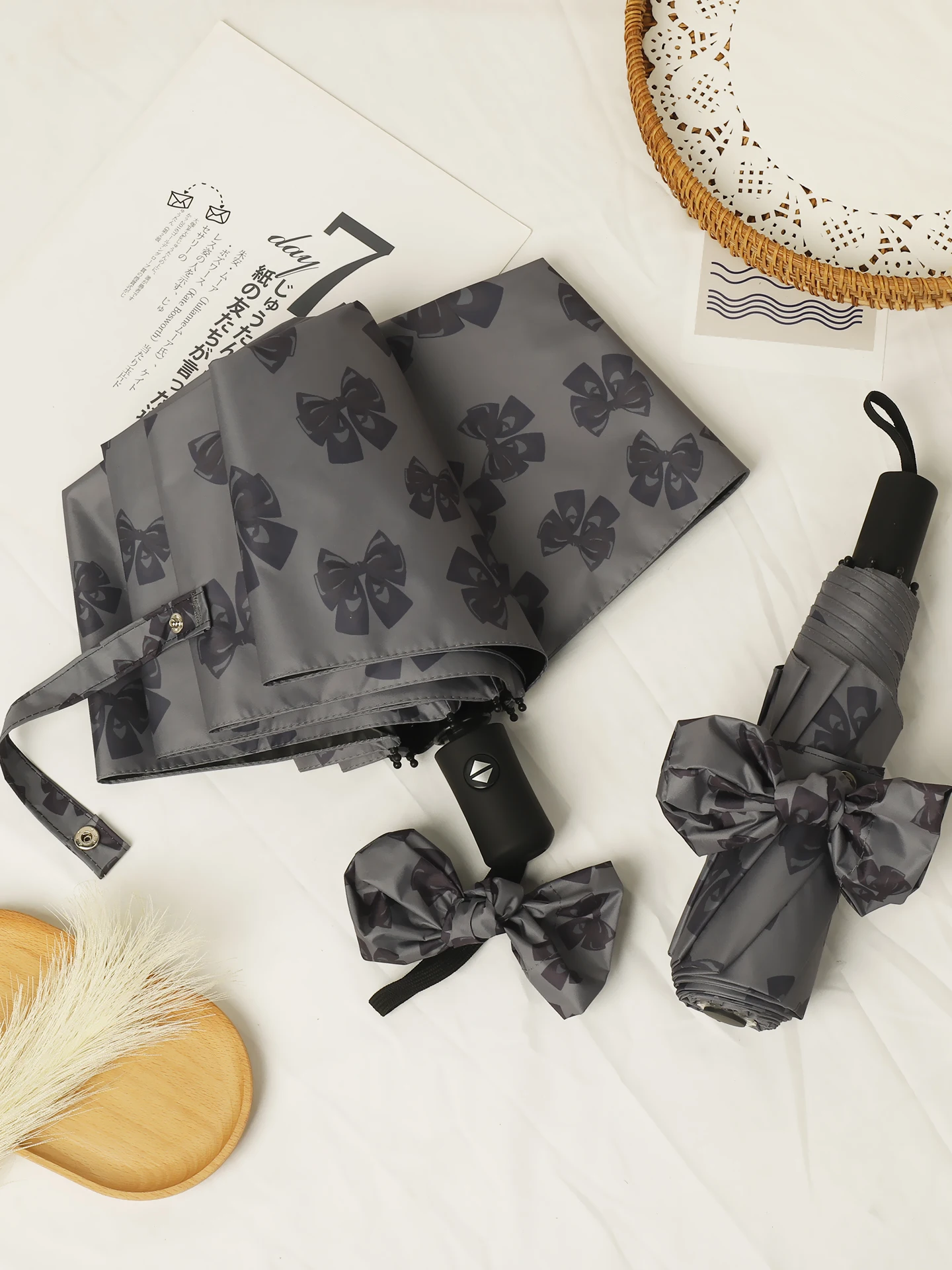 

Портативный складной зонт для женщин: защита от дождя и солнца, с черным клеевым покрытием, автоматический зонт для всех случаев