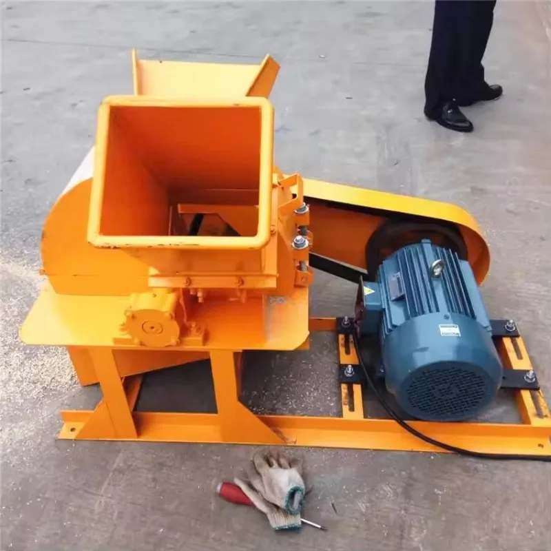 Small Sawdust Wood Crusher Tree Branch Shredder Wood Chipper Machine Wood Crushing Machine