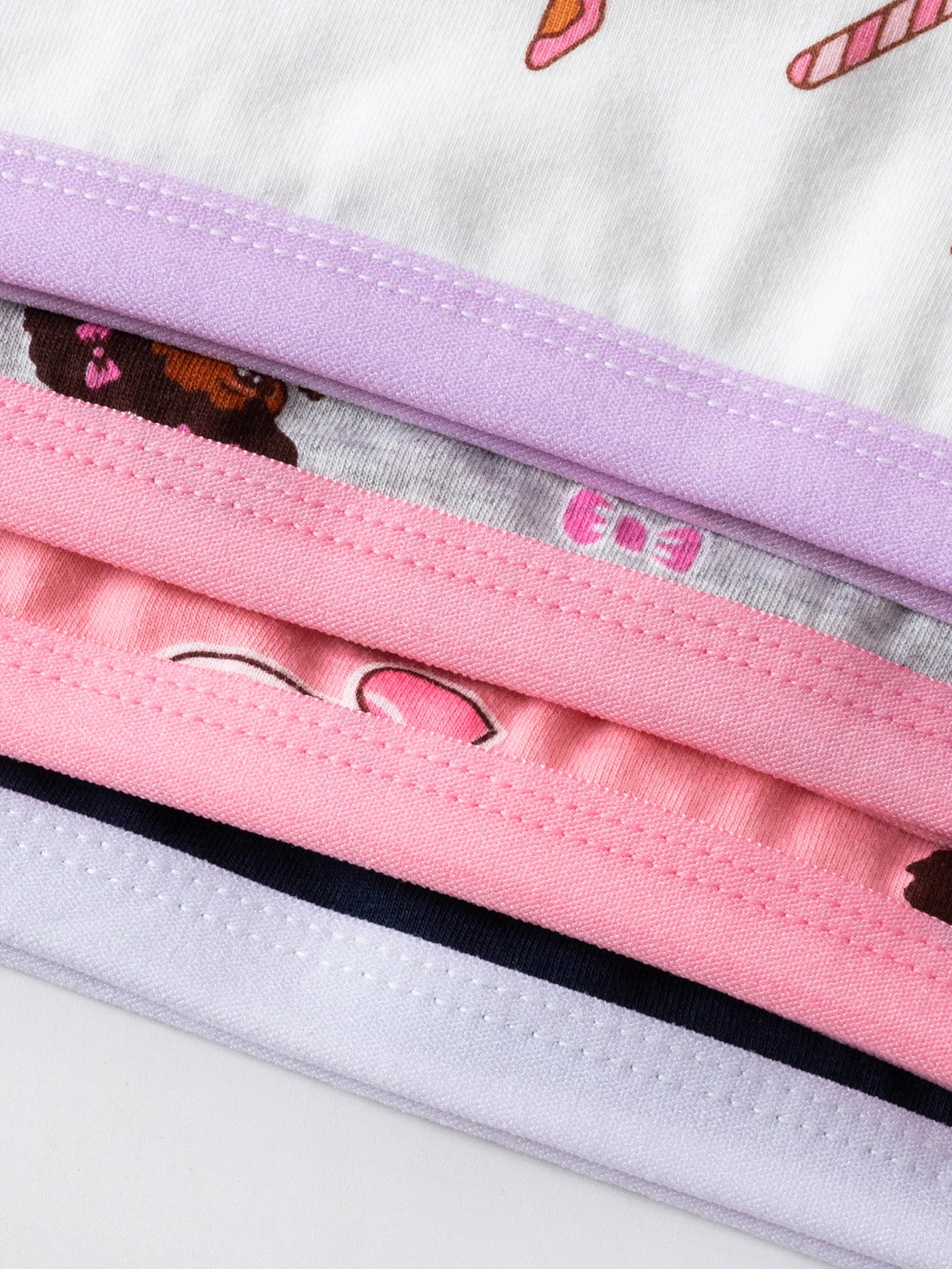 4 Stück Trainings-BHs für Mädchen, Mädchenunterwäsche, kleine Westchen, bequem, schlicht und modisch, mit Cartoon-Motiv und Farbblock-Design. – Detail 4