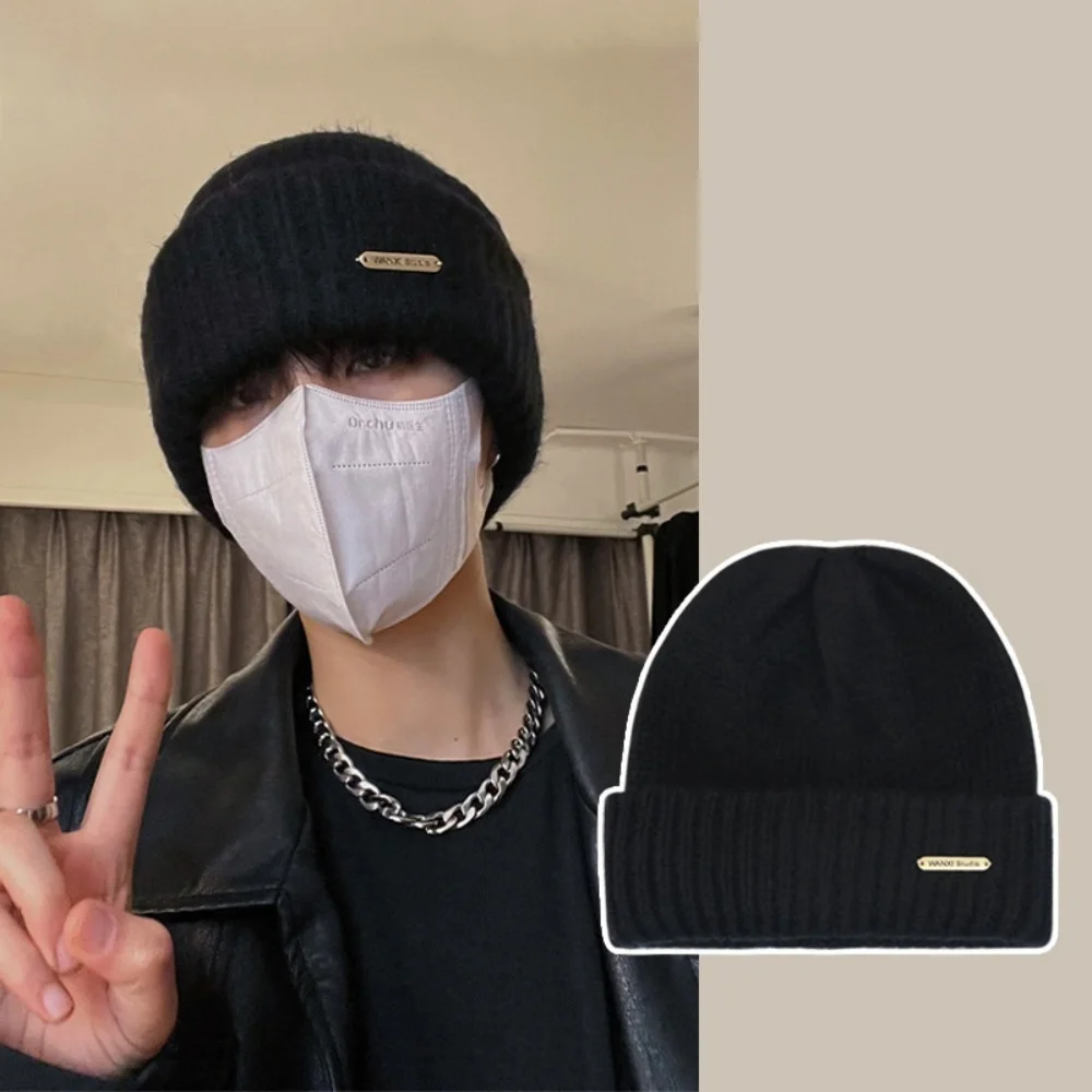 Шапка без полей, однотонная шапка унисекс, зимние шапки, мягкая металлическая шапка со значком для улицы, унисекс, осень и зима