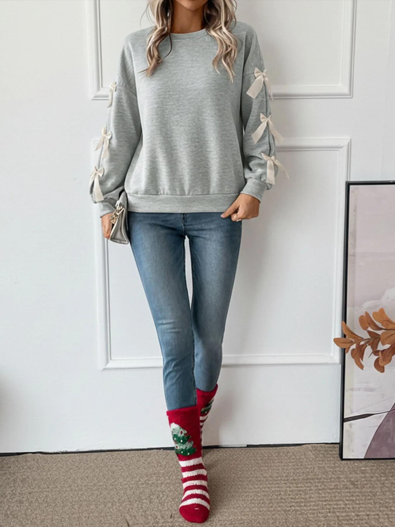 Round Neck Bow Sweatshirt Regular Length Sweet and Fresh with Pullover Patchwork Regular Sleeve Autumn Loose Fit Women Hoodie