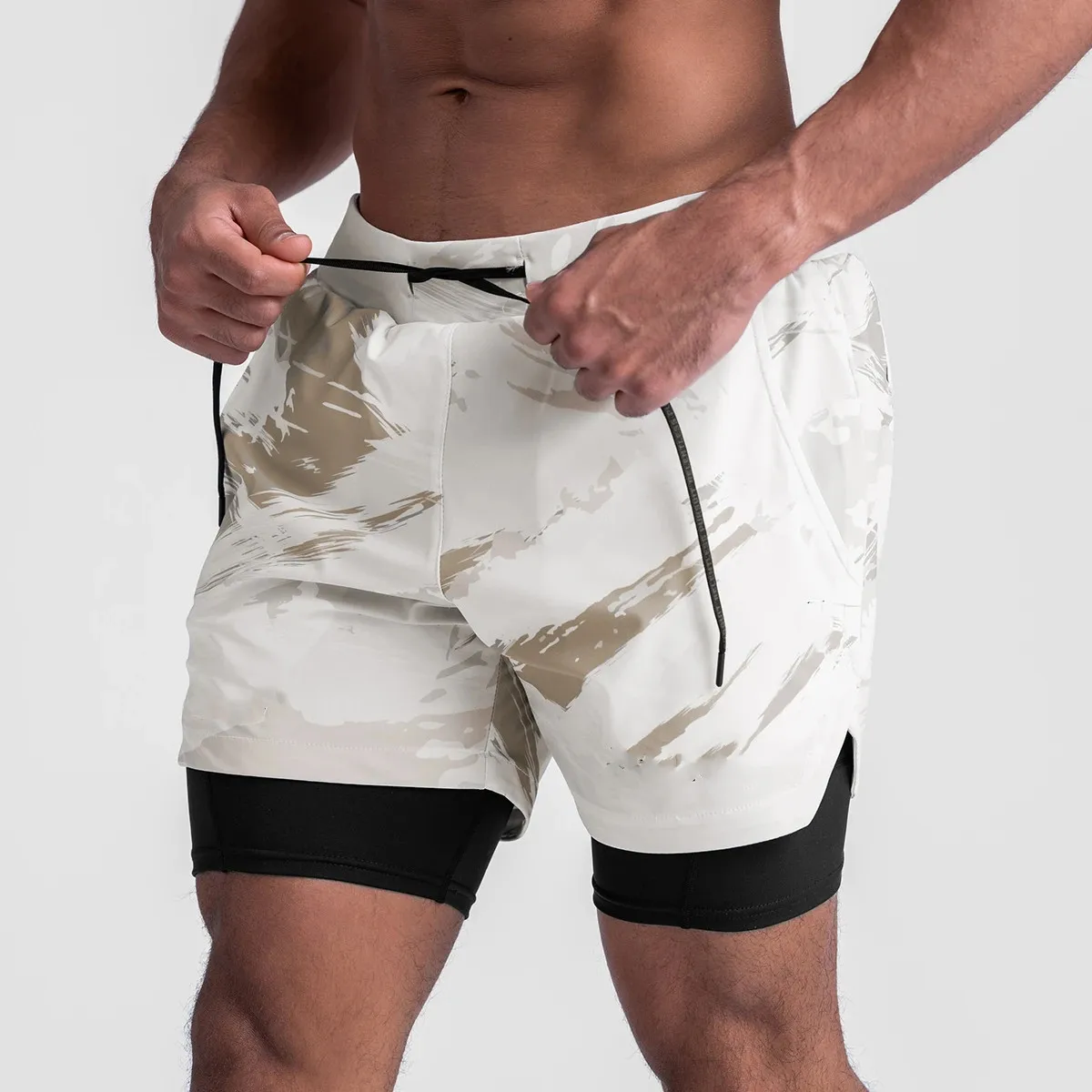 Pantalones cortos de doble capa para hombre, Shorts de cinco puntos tejidos para correr, baloncesto, camuflaje, a la moda, novedad