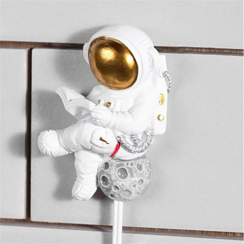 Bathroom Hooks Astronaut Wall Hanger Creative Holder Behind-door Key Coat Tower Hook Wire Cable Organizer Rack Bathroom Hanger