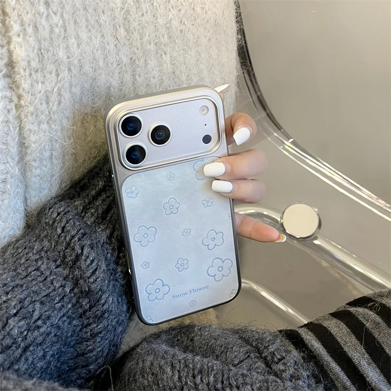 

Korea Pop Winter Retro Style Floral silver border Phone Case For iphone 17promax 16 15 14 Pro Max Cute Ppattern laser flower