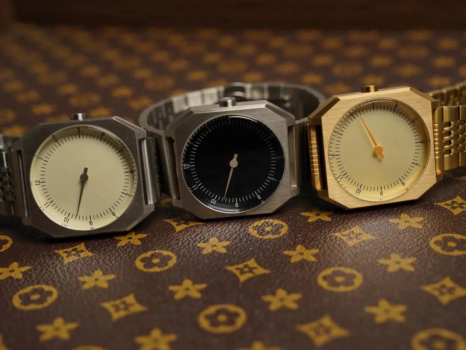 SKU Men's Retro One Pointer Watch Vintage Style Square Quartz Unique Design Fashion Alloy Wristwatch
