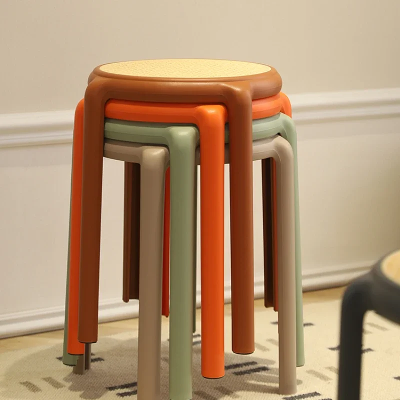 

Plastic stools can be stacked. Household thick round stools can be stacked. Modern simple plastic stools can be stacked