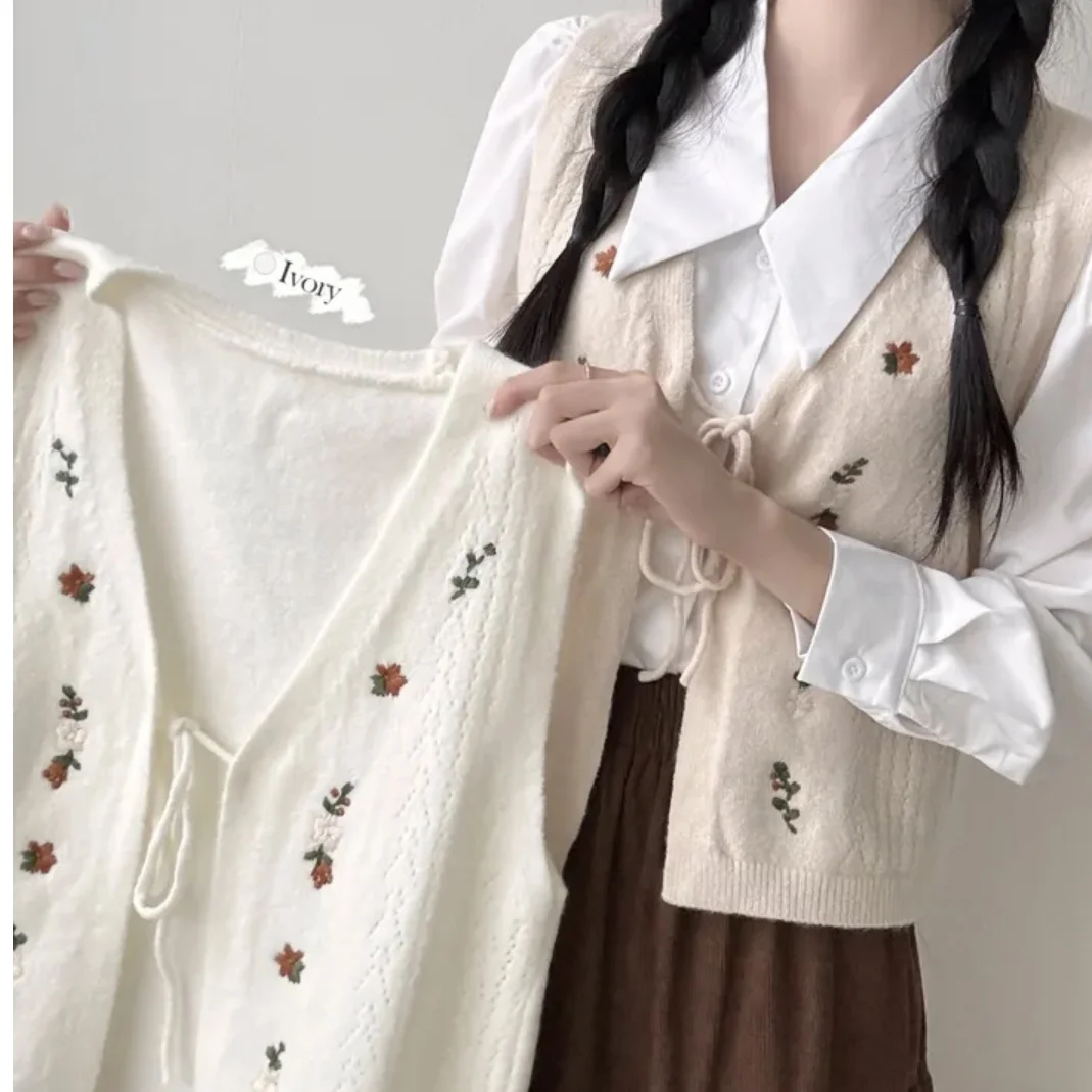 سترة محبوكة أنيقة ومطرزة على شكل حرف V للنساء من Faion College Sle مع حزام بطول ort سترة طبقات