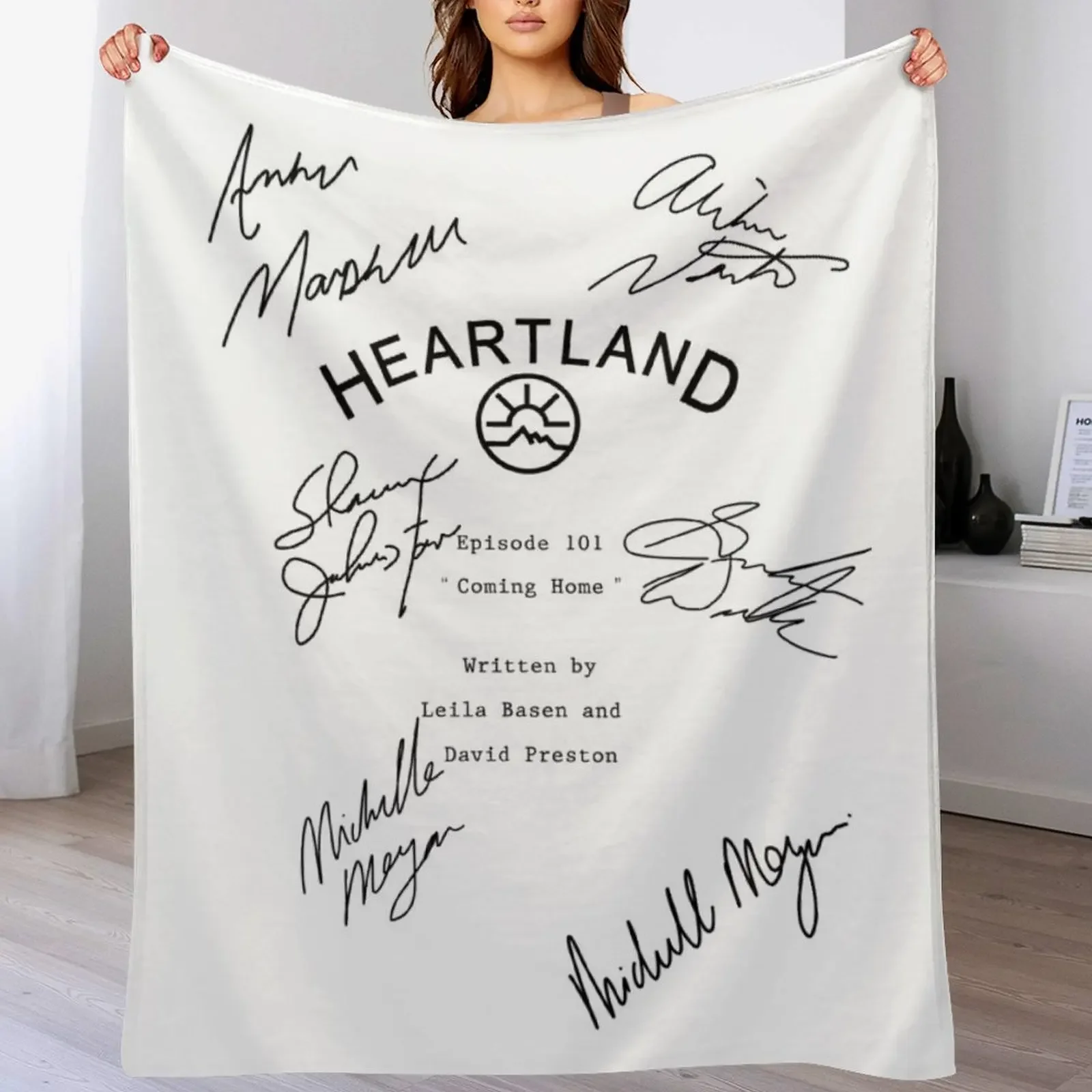 

Heartland Script Throw Blanket Comforter Multi-Purpose Shaggy Tourist Blankets