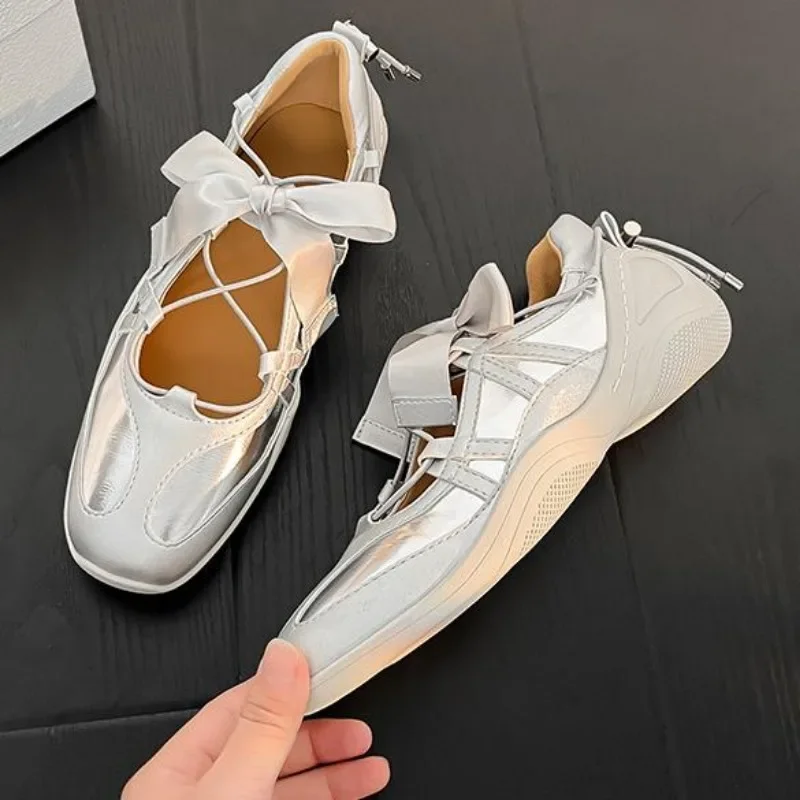 발레 플랫 스니커즈 여성의 두꺼운 바닥 Bowknot 중공 신발 패션 디자이너 Mary Jane 발레 컴포트 신발 여성