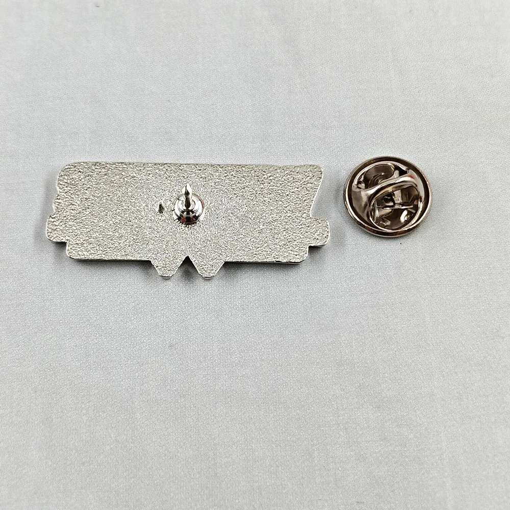 Weezer Rockband-Logo-Brosche, europäisch-amerikanischer Punk-Stil, Metallabzeichen, klassische Band-Metallnadel, Sammlerstück für Musikfans. – Detail 3